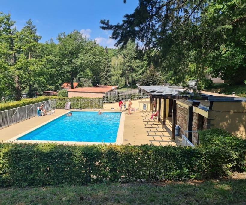 Appartement Au Calme Dans Residence Avec Piscine Boersch المظهر الخارجي الصورة